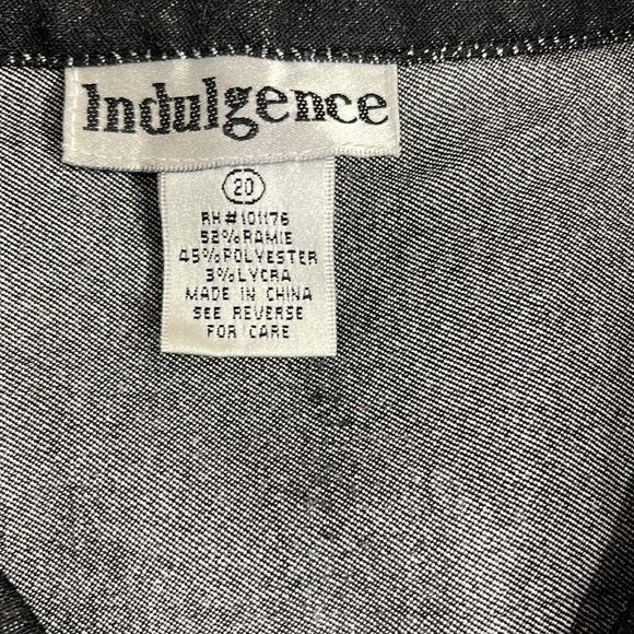 Womens Indulgence Black Classic Casual Button Up 2 Pocket Vest (20) DZ09 - Picture 4 of 9